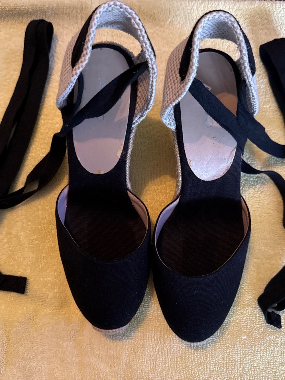 ALDO - Picture 5 of 6